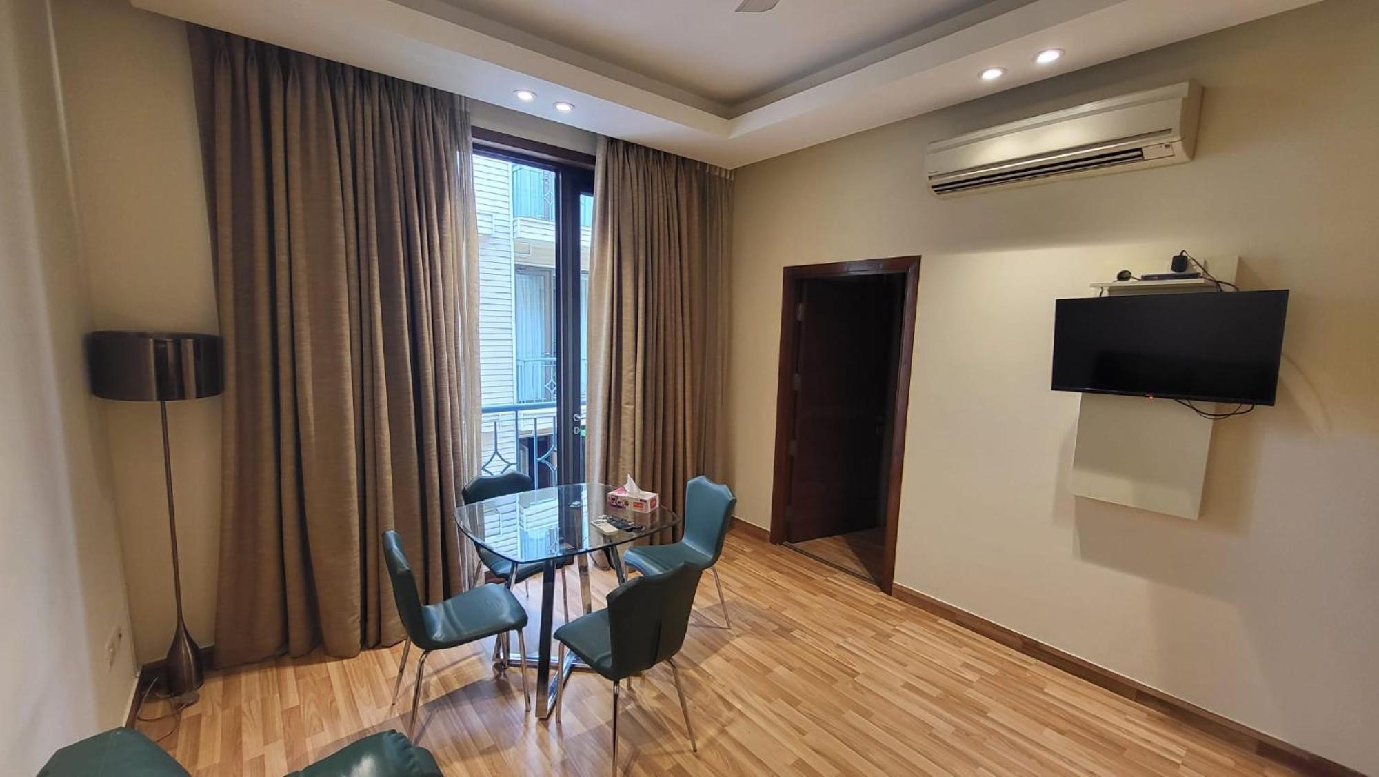 Uds Villa Scandinavian B&B - Next To Vfs Nowe Delhi Zewnętrze zdjęcie